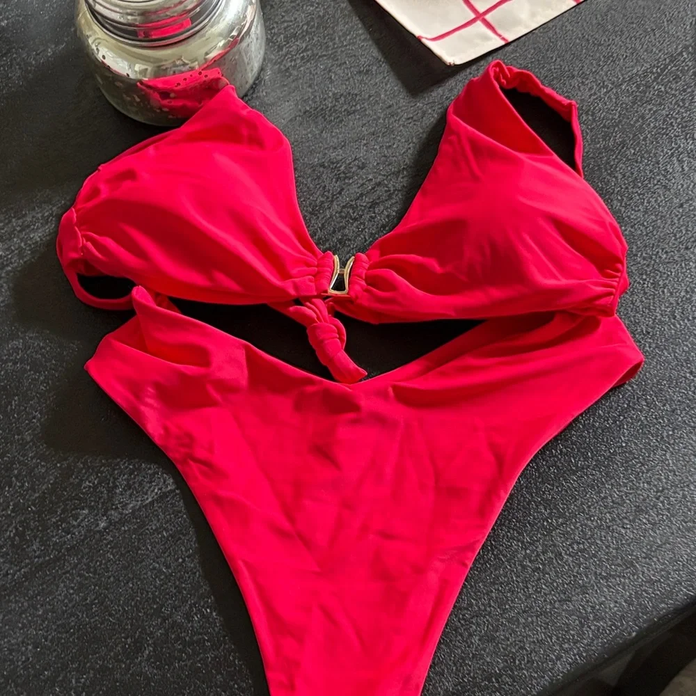 Amazon Hot red  Knot Front Bikini Set 2 pc piece nwot - Picture 2 of 4